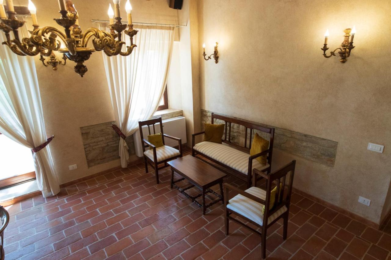 Locanda Di Montegiove Fano Exterior foto